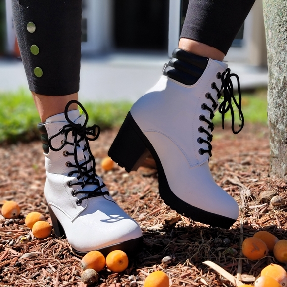Women's White Chunky Block High Heel Ankle Booties - Picture 7 of 9